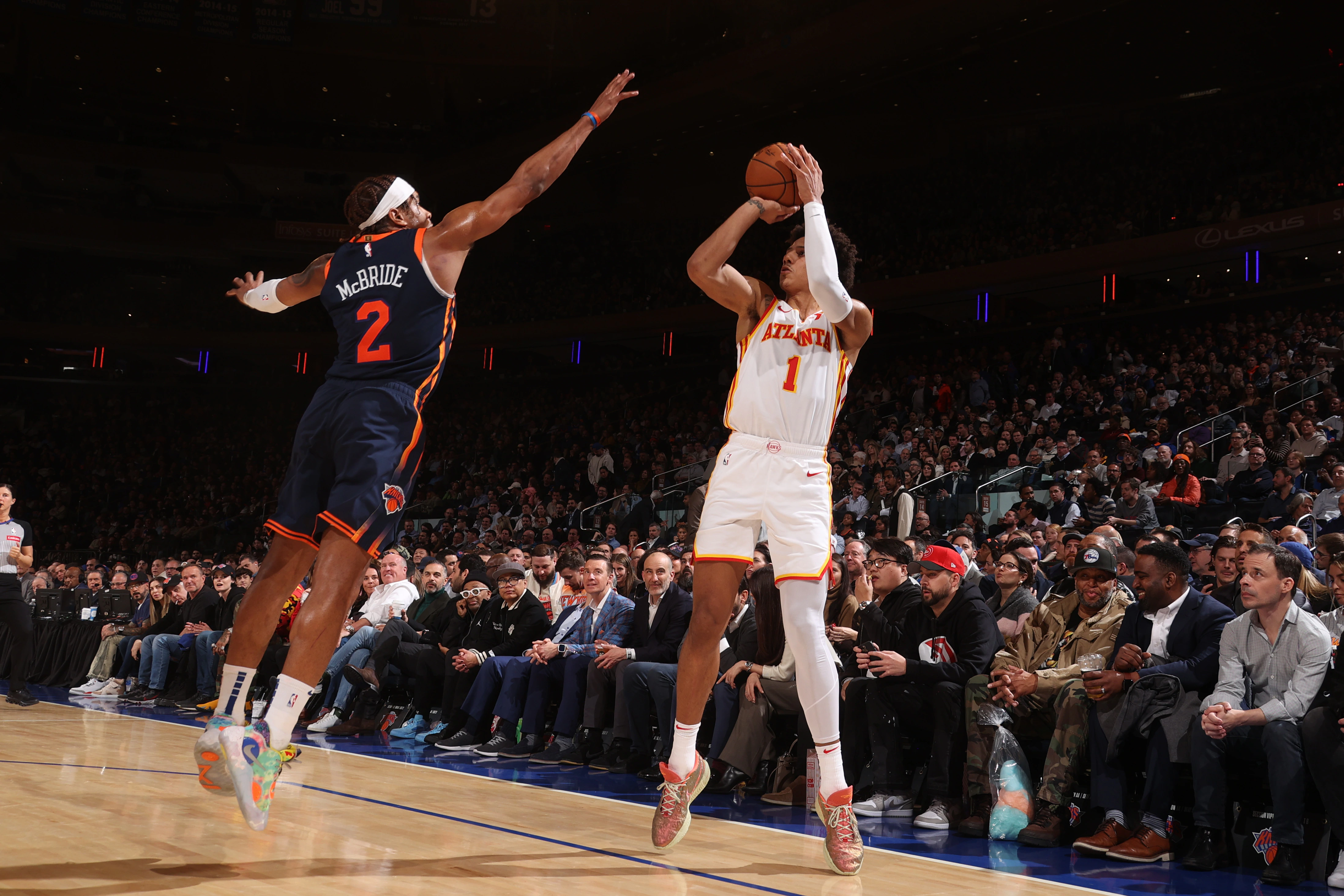  老鹰前途光明！，穆雷新星领先优势明显表现突出赢得满堂喝彩